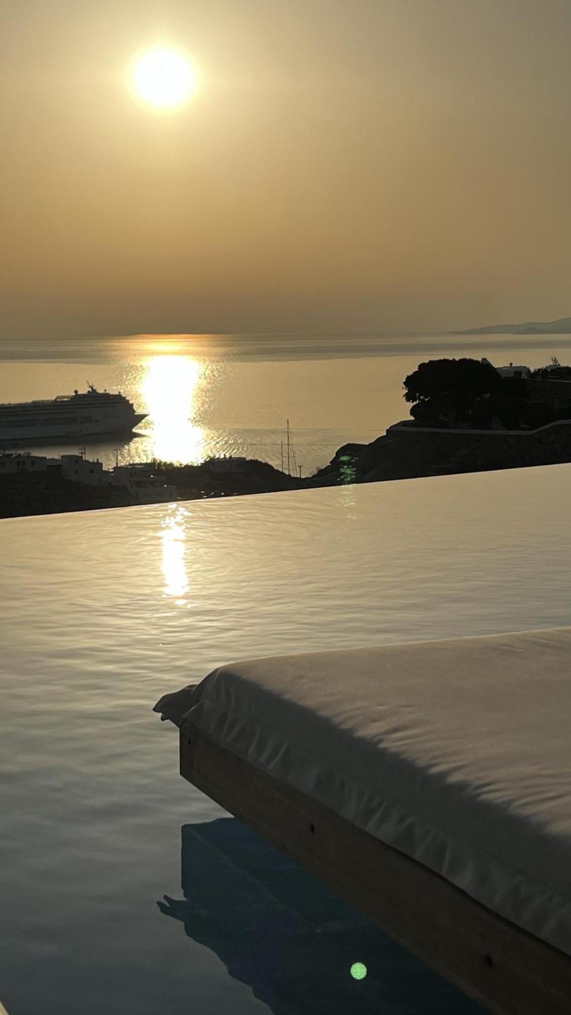 Nomia Sunset Suites Mykonos Hotel 5*