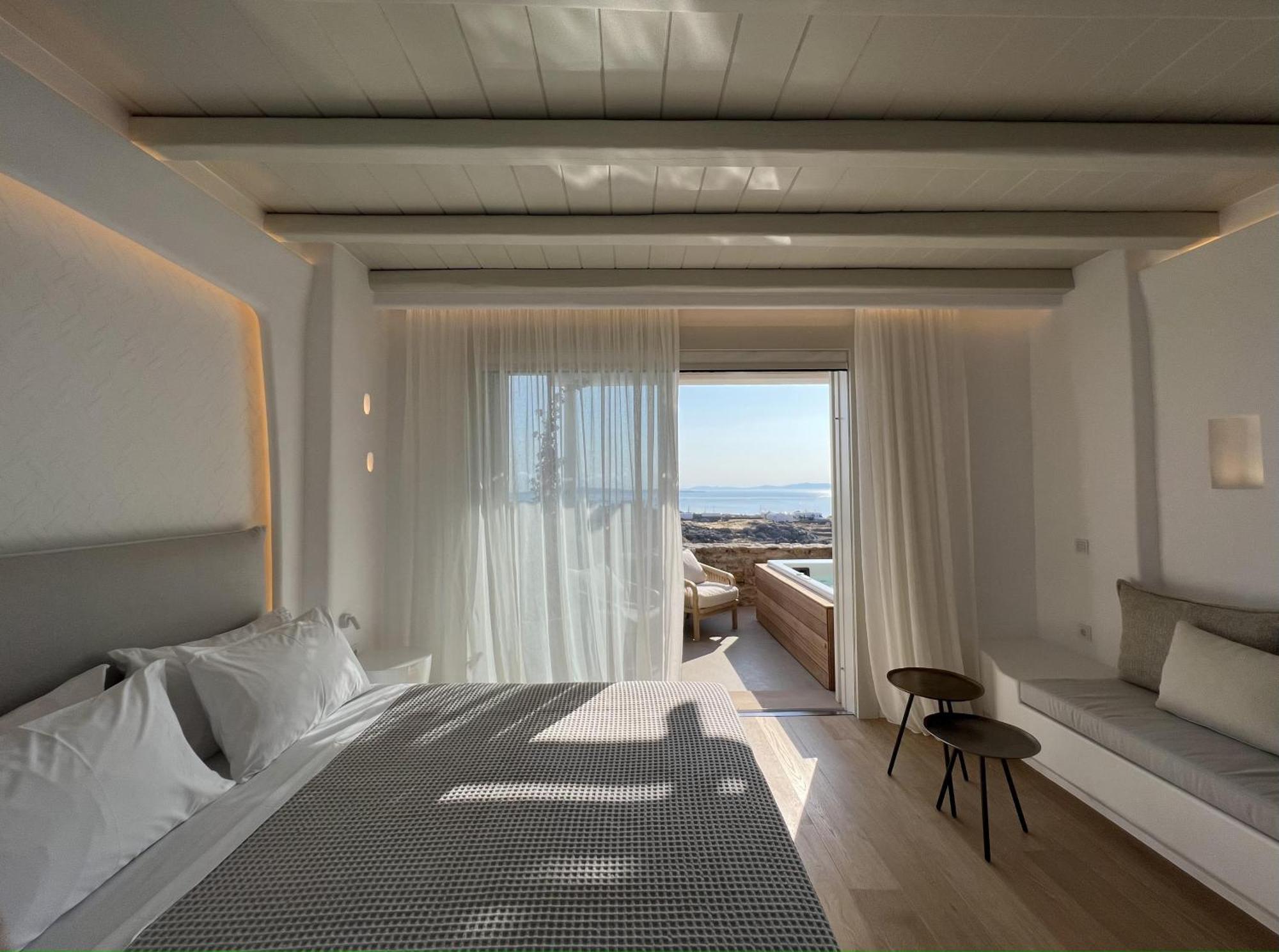 Nomia Sunset Suites Mykonos 5*
