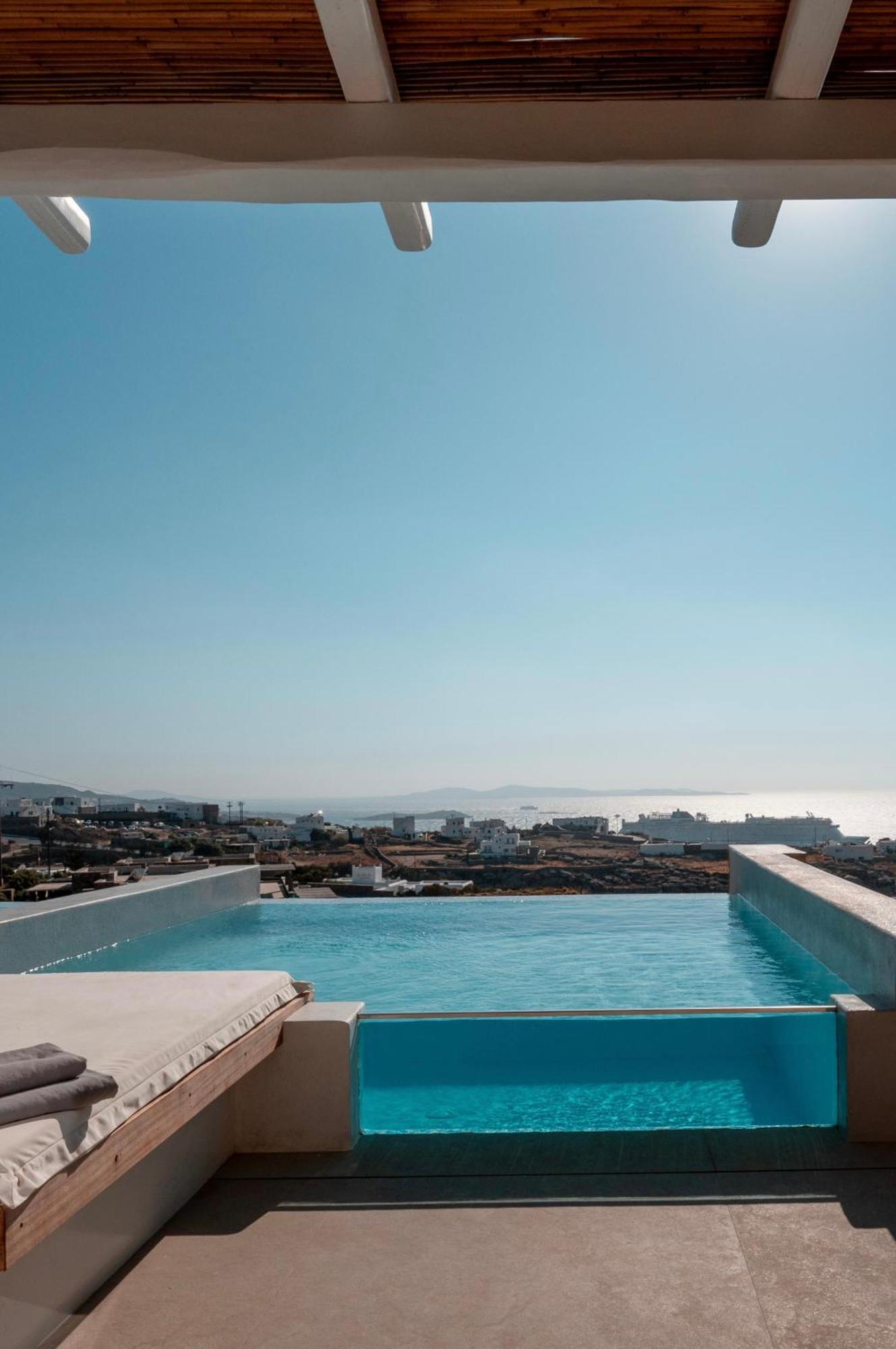 Nomia Sunset Mykonos Hotel